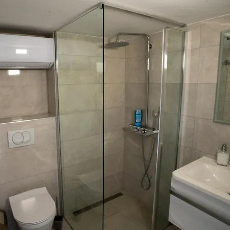 Oceanus Villa *