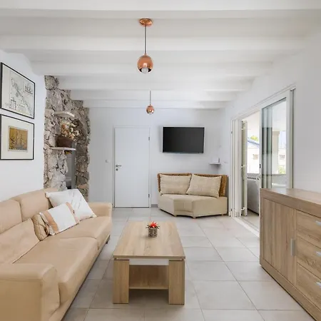 Oceanus Villa