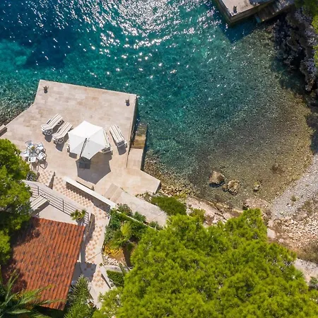 Villa Oceanus *