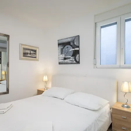 Oceanus Villa